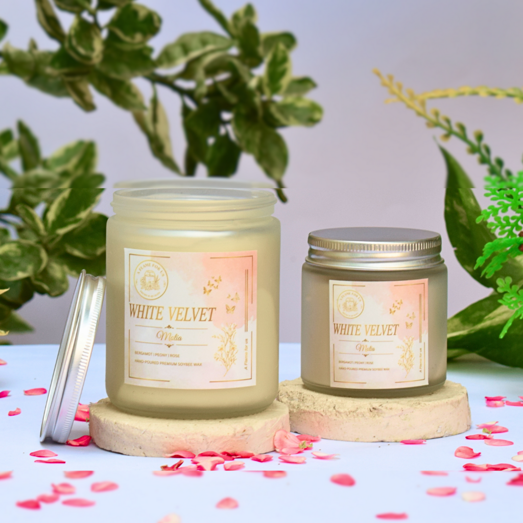 White Velvet Motia Flavour Candle